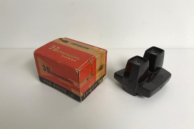 Vintage 3-D View-Master with Original Box (Model E)