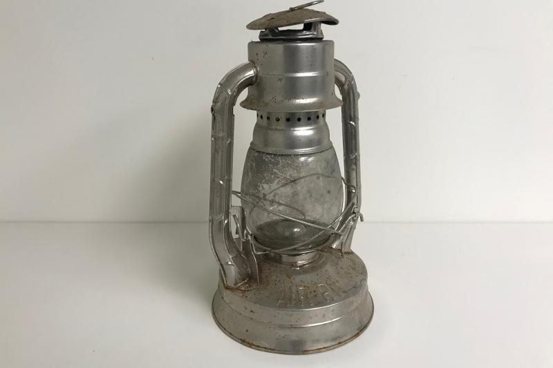 Vintage Dietz Air Pilot No. 8 Lantern Kerosene Lamp