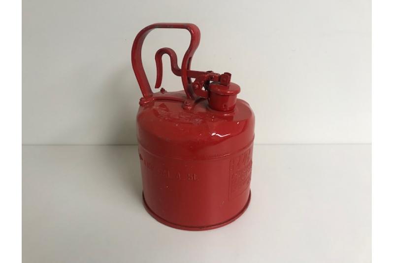 Vintage Williams Bros Jerry Gas Can (1 Gallon / 4.5L) Never used!
