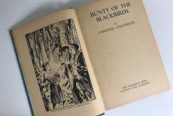 Bunty of the Blackbirds | Hardcover Book