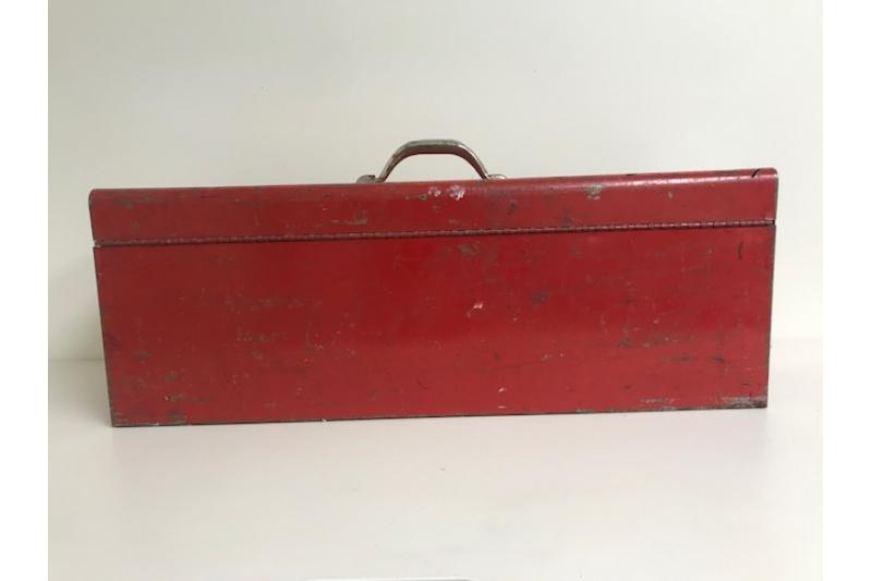 Large Vintage Snap-On Style Metal Toolbox (26 x 10)