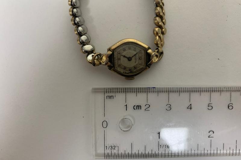 10k Gold Cyma Tavannes Swiss Made Watch (For Repair)