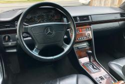 1992 Mercedes Benz 400E